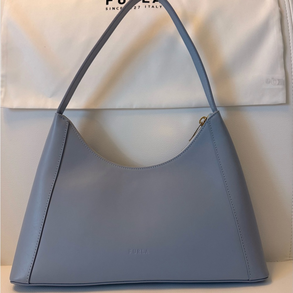 Elegant Blue Handbag - Picture 5 of 8